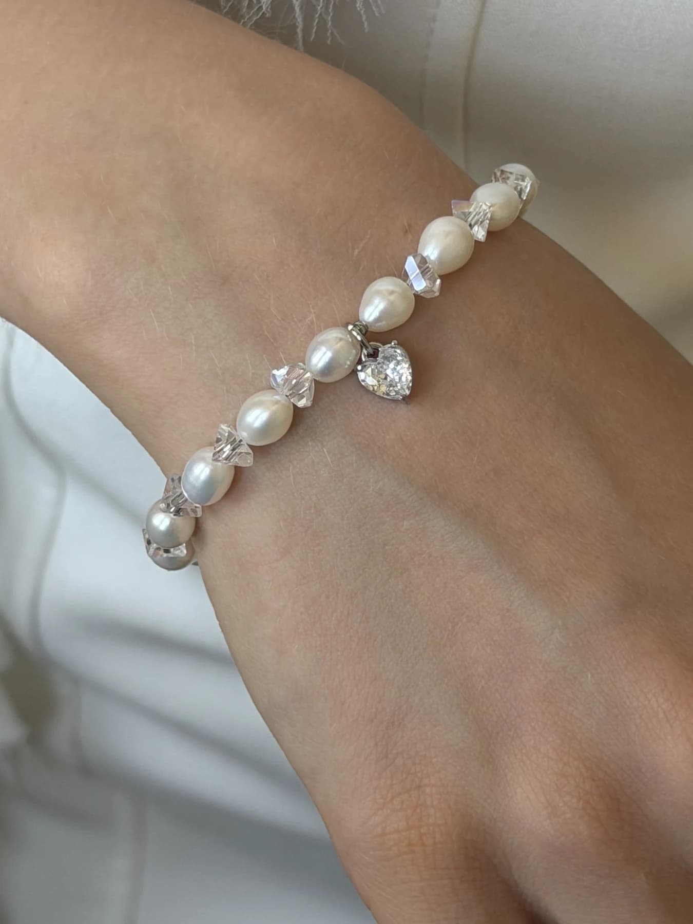 Freshwater Pearl Bridal Jewellery Set with Crystal Heart Necklace & Bracelet thumbnail 7