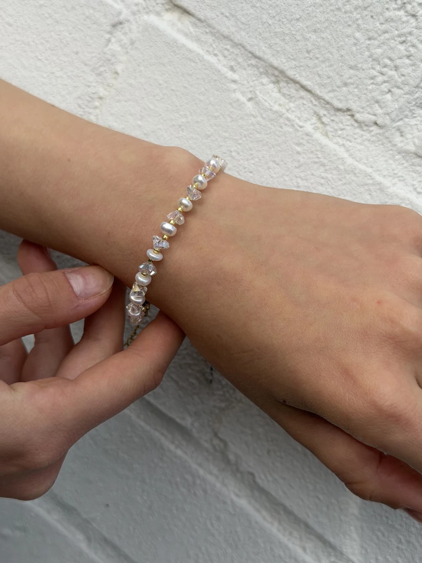 Freshwater Pearl Jewellery Set with Crystal Necklace, Bracelet & Cross Earrings thumbnail 7