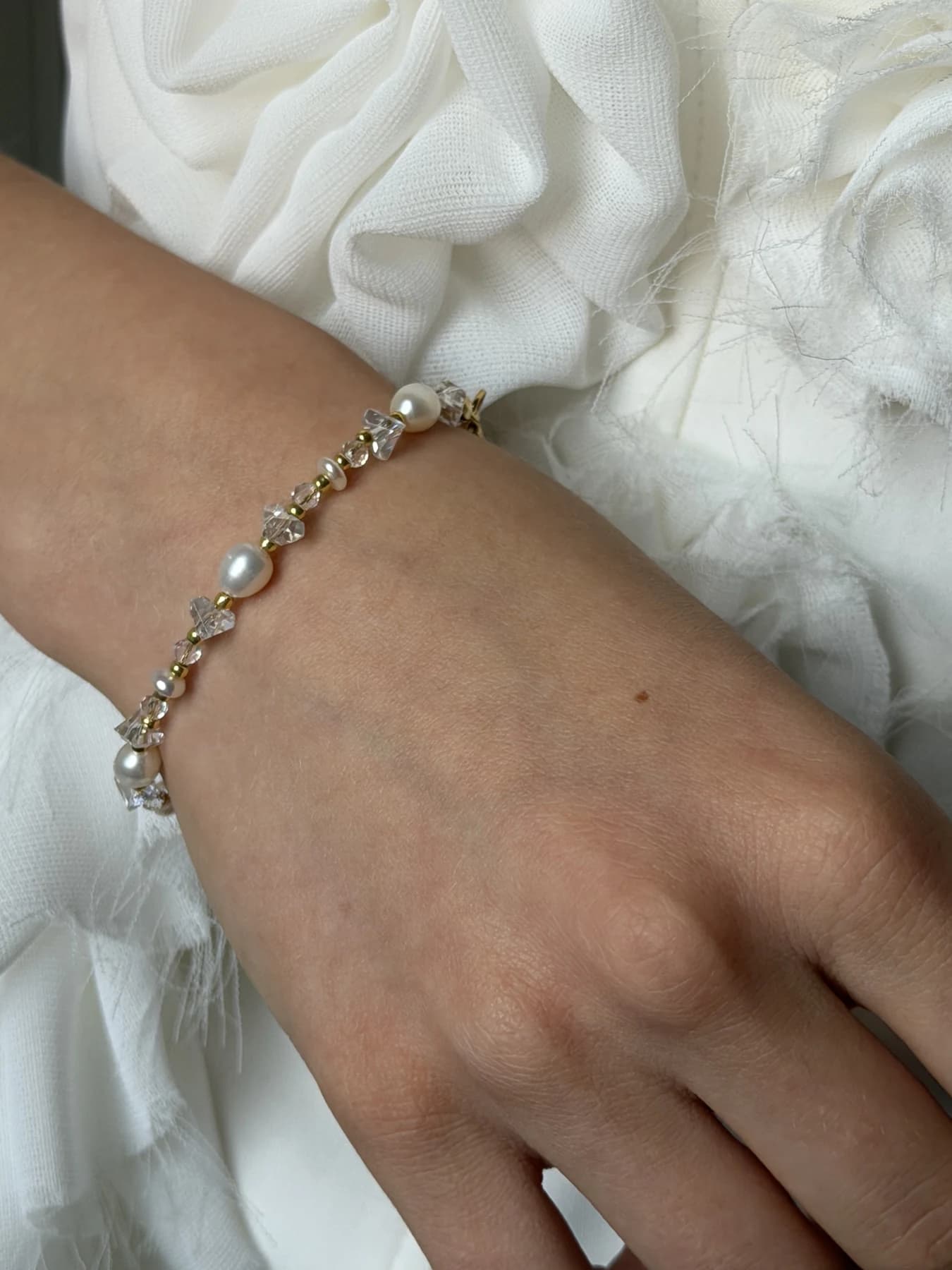 Elegant Freshwater Pearl Necklace & Bracelet Set thumbnail 16