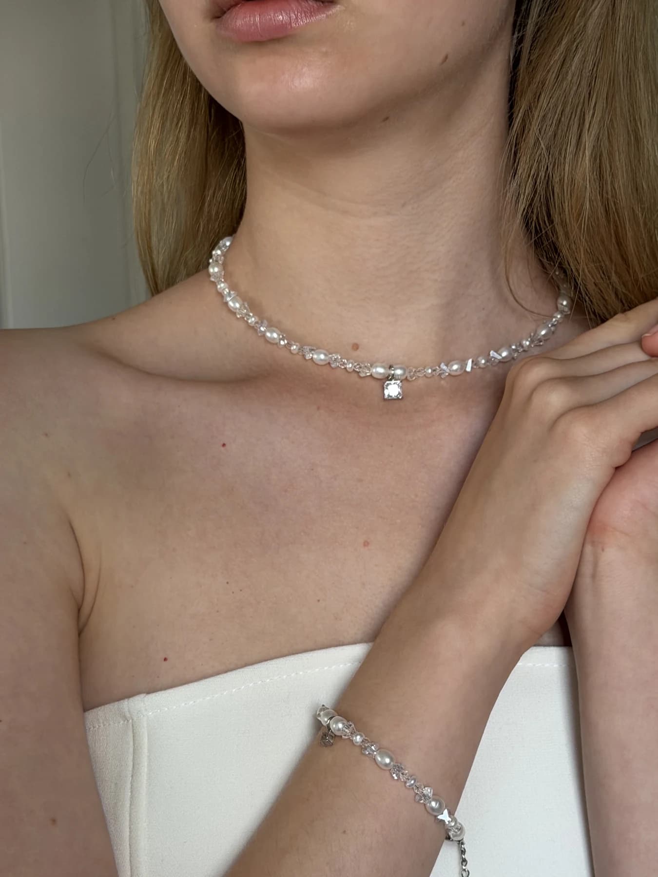 Elegant Freshwater Pearl Bridal Jewelry Set thumbnail 8