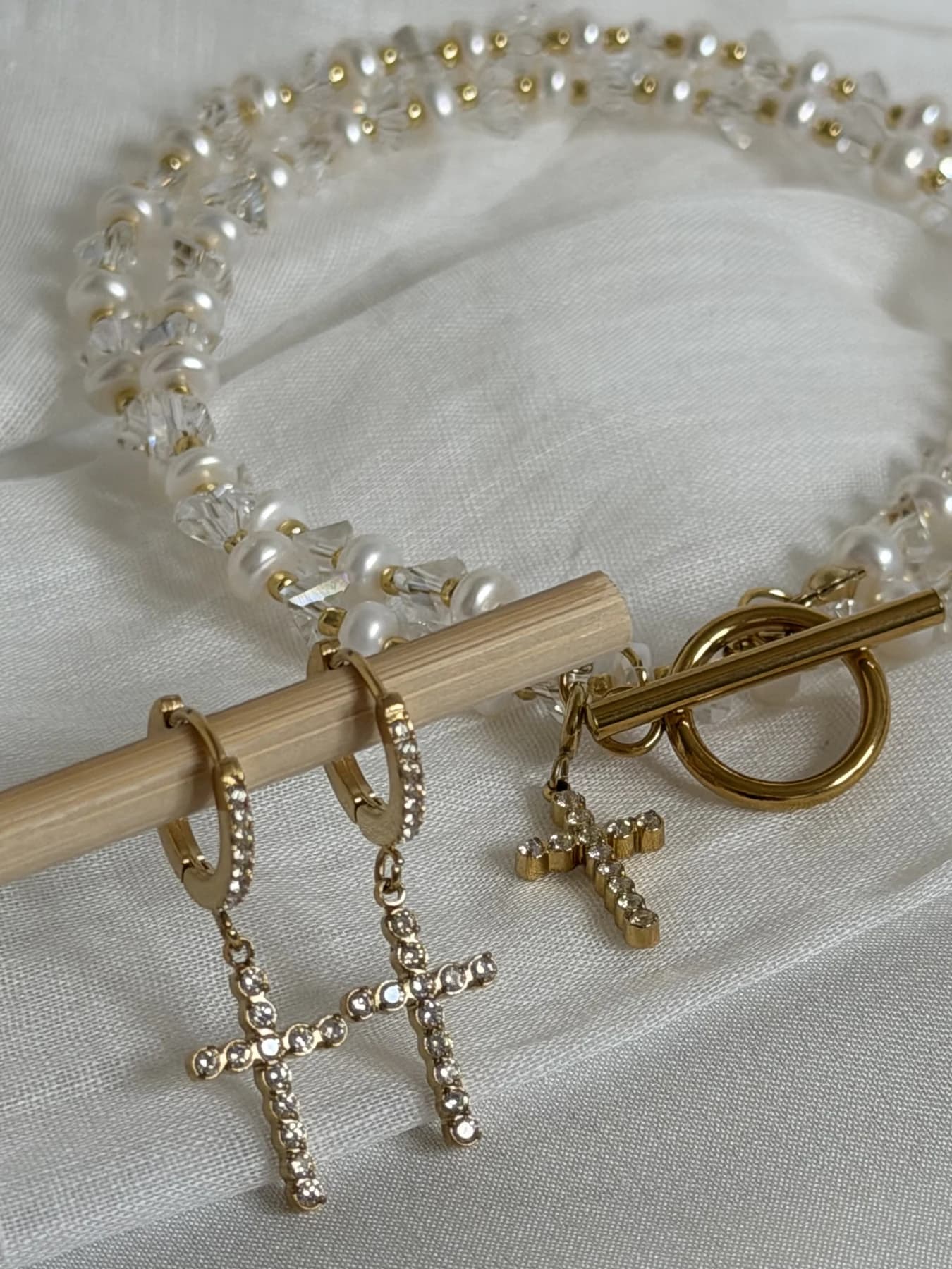 Freshwater Pearl Jewellery Set with Crystal Necklace, Bracelet & Cross Earrings