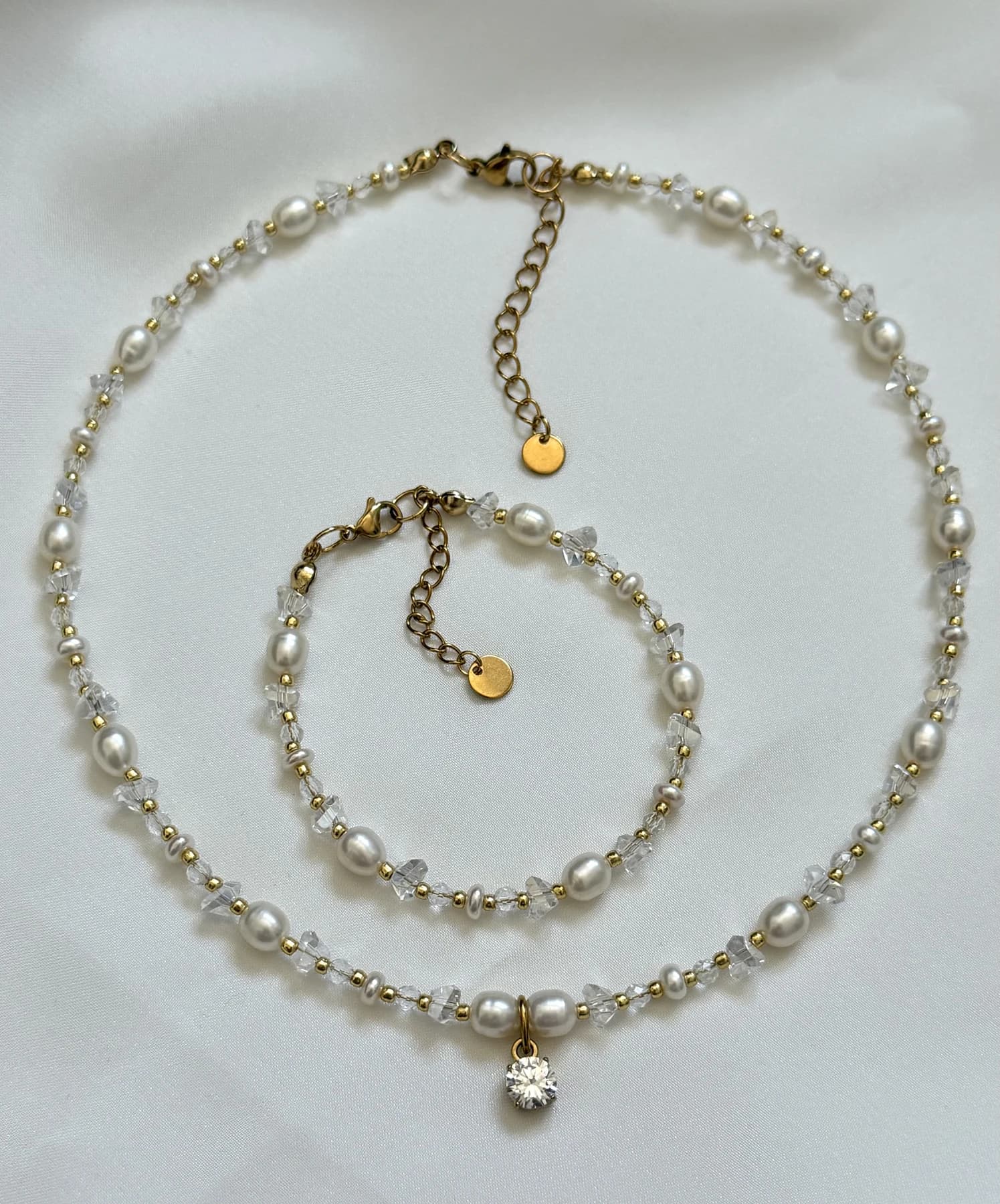 Elegant Freshwater Pearl Necklace & Bracelet Set
